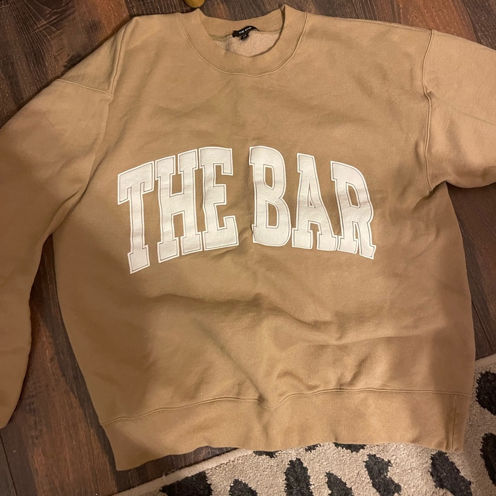 The Bar Sweatshirt Tan